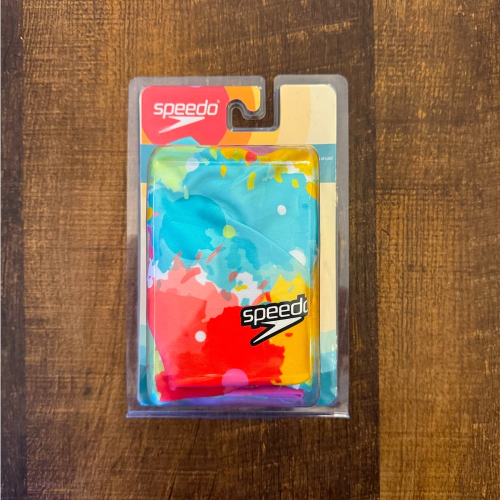 Speedo armband floaties